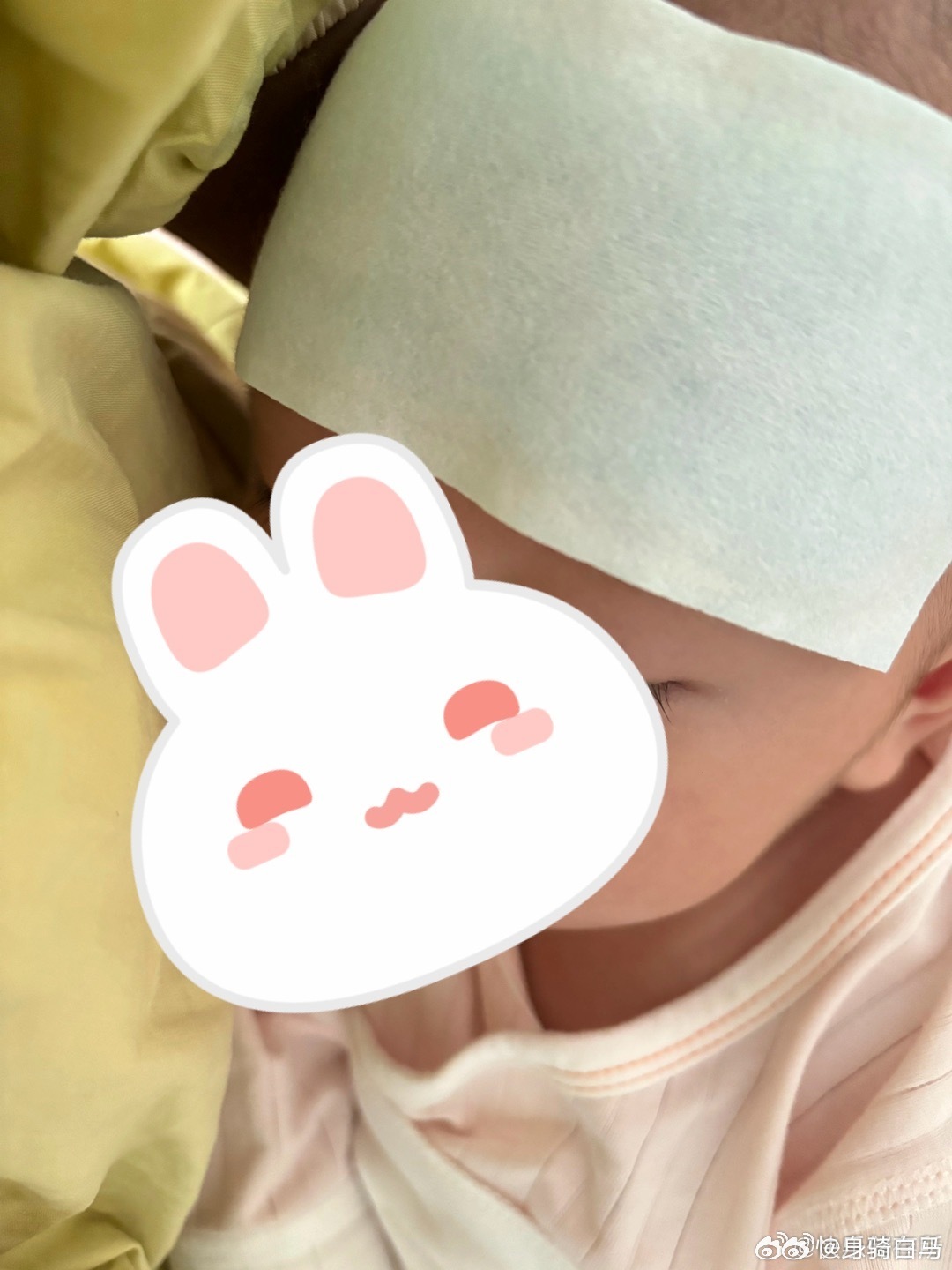 娃被人摸了以后就发烧了你其实从未触摸过任何东西