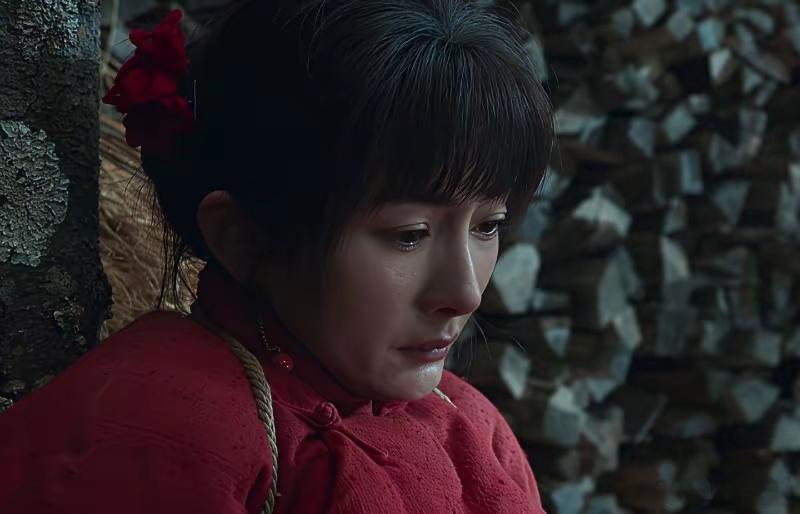 《生万物》开场8分钟全是老戏骨，有名的没名的都是熟脸演员，倪大红秦海璐林永