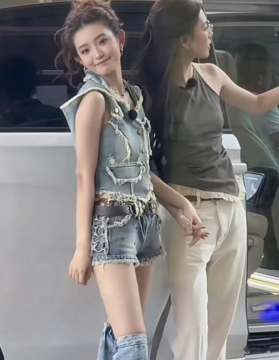 一个大胆设计，一个敢于穿出个性，这组合真的太有魄力了！