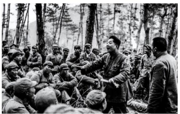 美国老兵回忆：朝鲜战争，当中国军队拔出刺刀，冲出来和你展开白刃战的时候，你能感受