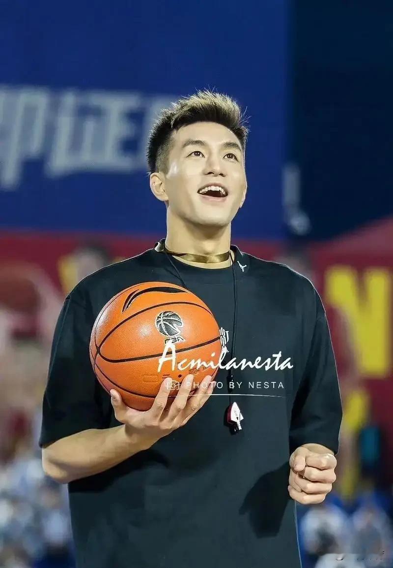 CBA五位有价无市的顶薪球员。1、郭艾伦（广州队）年龄加伤病，双重隐患加持，