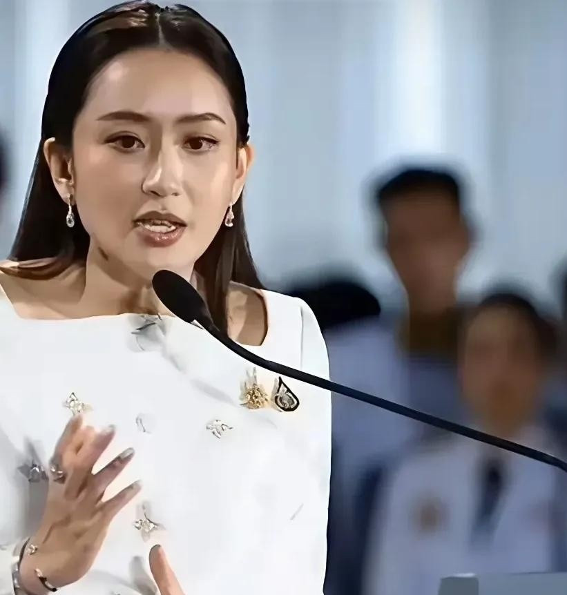 佩通坦，能不能再次担任总理呢？泰国空军袭击了柬埔寨的两个军事目标，面对