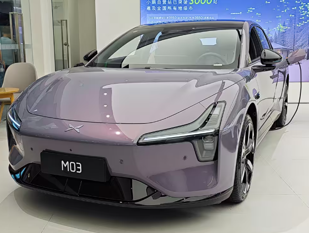 舒适智能再升级，抢先试驾新款MONAM03到店展车配备全新罗兰紫配色，外观基本