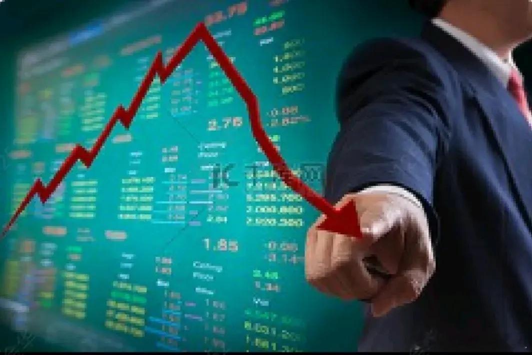 10条选股红线再牛都不要轻易尝试1．股价低于1.8元的不买2．市值低于10亿的不