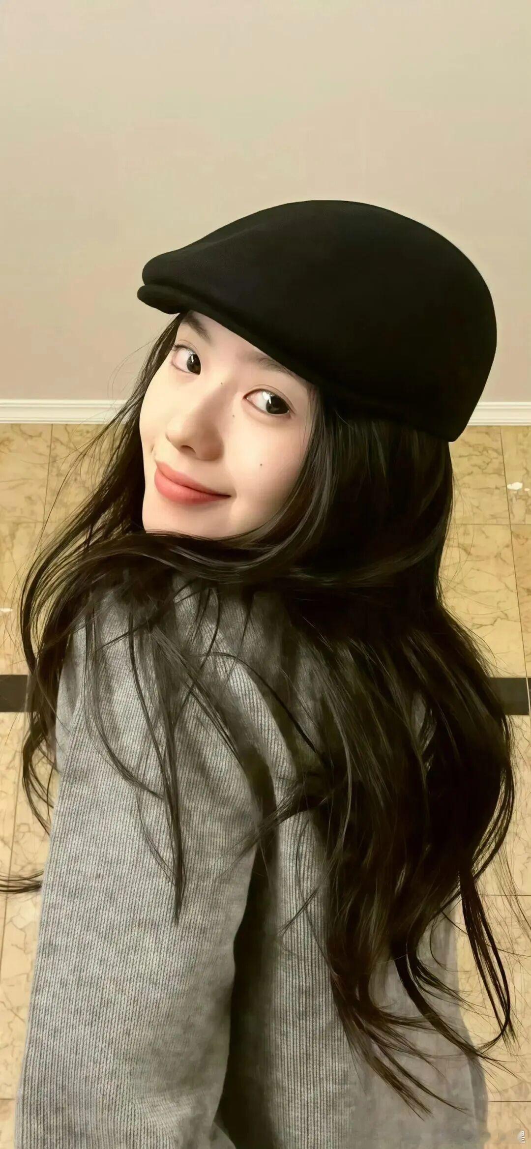 𝑾𝒆𝑪𝒉𝒂𝒕│壁纸分享│刘浩存壁纸│生命力壁纸│女明星壁纸│明媚感