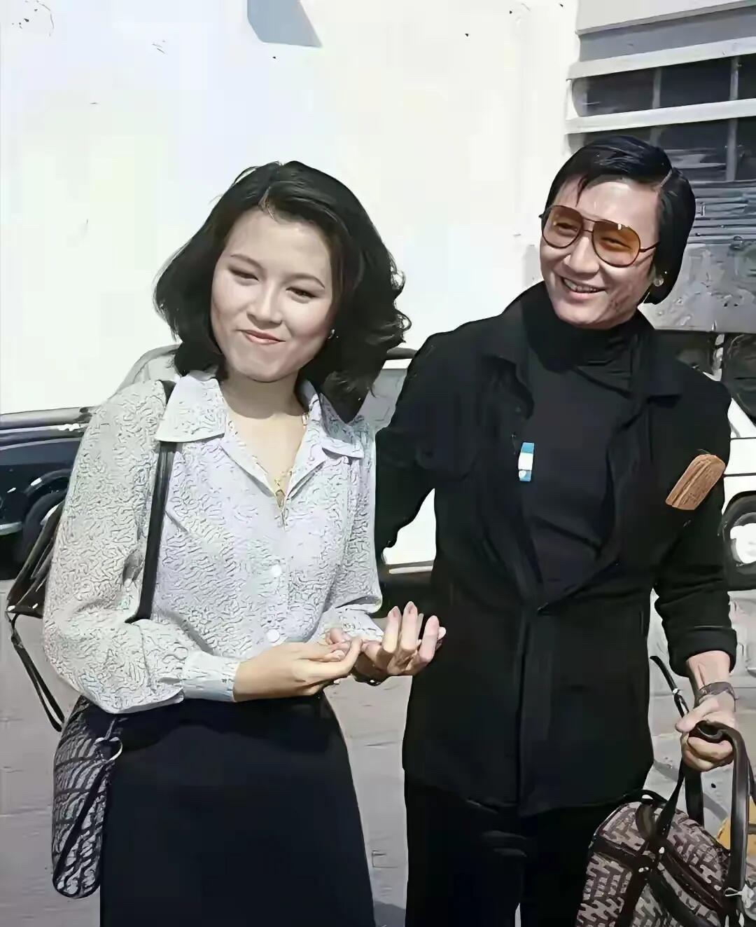 能让周润发和谢贤同时喜欢的女人，长的可真美啊，以前我还真没觉得她有多漂亮，这样一
