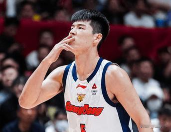 懂得感恩的好孩子！陈家政谈杜锋指导：“我很感谢杜导。”“给了我机会。”