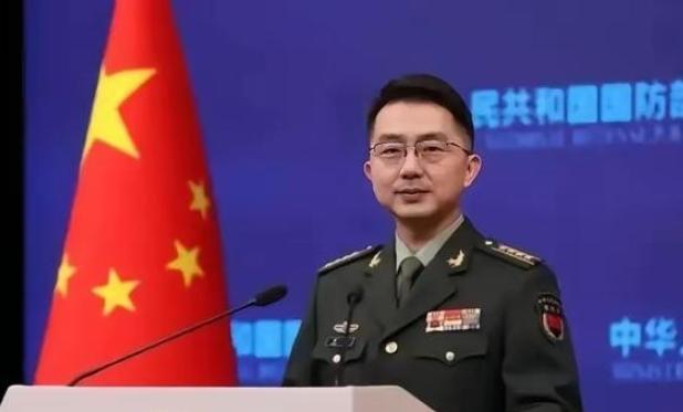 国防部已经明确表态，家中有年满18周岁男性青年的家庭，以及青年本人都要高度重