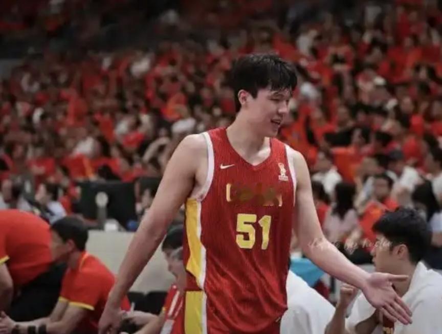 杨瀚森该如何在NBA站稳脚跟以杨瀚森目前的实力，想要在强手如林的NBA站稳脚跟，