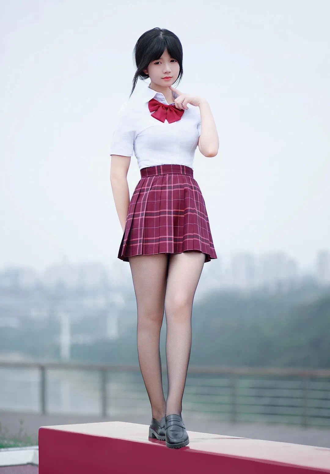 今天的美貌值达标了吗？评论区交出你的评分！