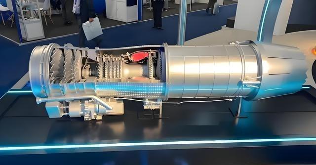 “老中行我也行”，韩国加速军用发动机研发。外媒报道，韩国正在加速国产军用发动机的