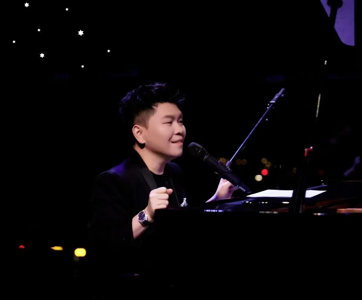音乐鬼才常石磊被扒！奥运主题曲仅参与作词，《左手指月》竟是编曲？常石磊，广东