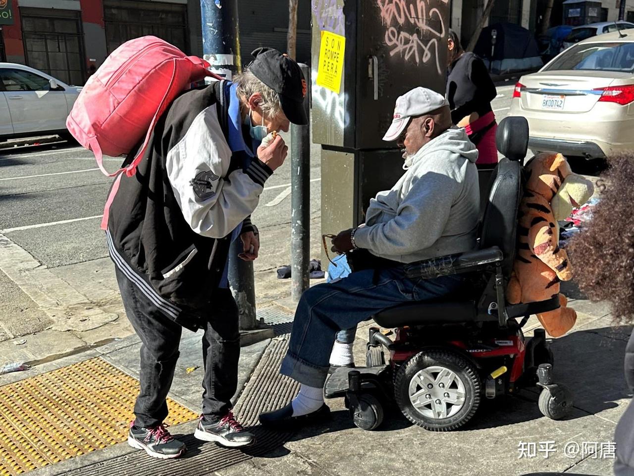 美国77万流浪者？真实人数或达400万，隐形危机藏不住了美国官方公布的20