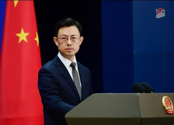 基辅被炸一夜后，泽连斯基终于清醒了？敦促中国施压普京，中方回了两句话在29日的