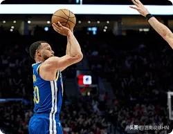 勇士队内有且只有2个非卖品:1、37岁老将，斯蒂芬库里，今天26投16中，三