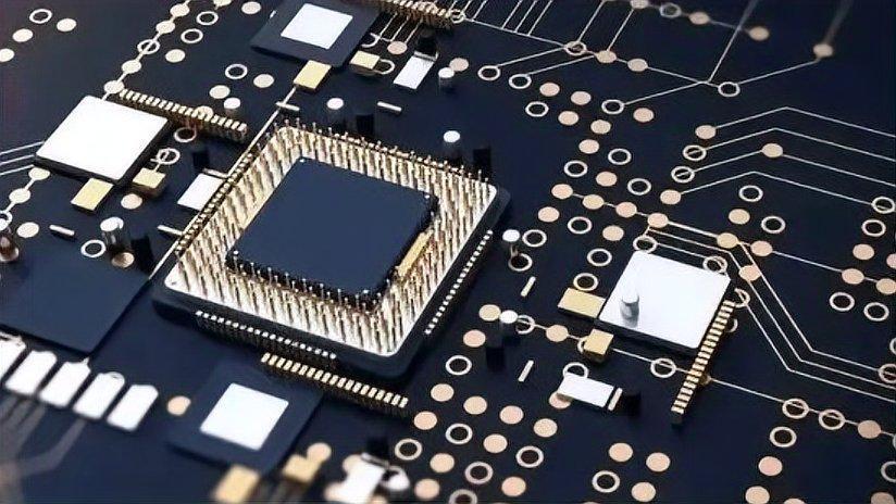 存储芯片涨70%仍抢疯！韩国卡脖子，中国反超时间点已明确存储芯片涨价60%