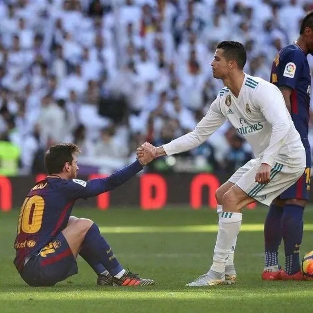 C罗比梅西更伟大的理由！欧冠之王：C罗5次欧冠冠军，梅西仅4次，C罗在关键战役中