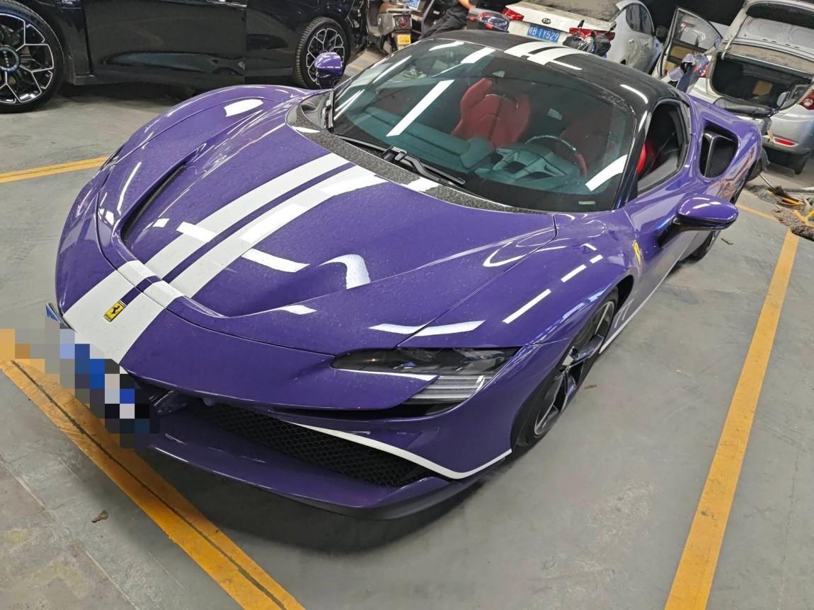 法拉利SF90Stradale车辆于2022年01月上牌仪表盘里程4400