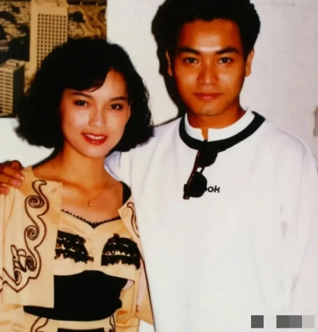 1997年，郭晋安事业遭遇低谷，他向相恋四年的女友刘小慧提出结婚，刘小慧直接拒绝