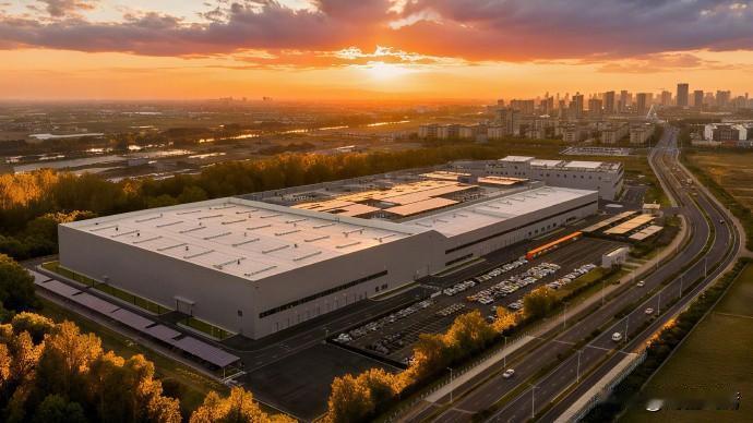 狂揽五项吉尼斯！吉利这波操作让中国汽车安全技术跻身全球顶流谁能想到，中国车