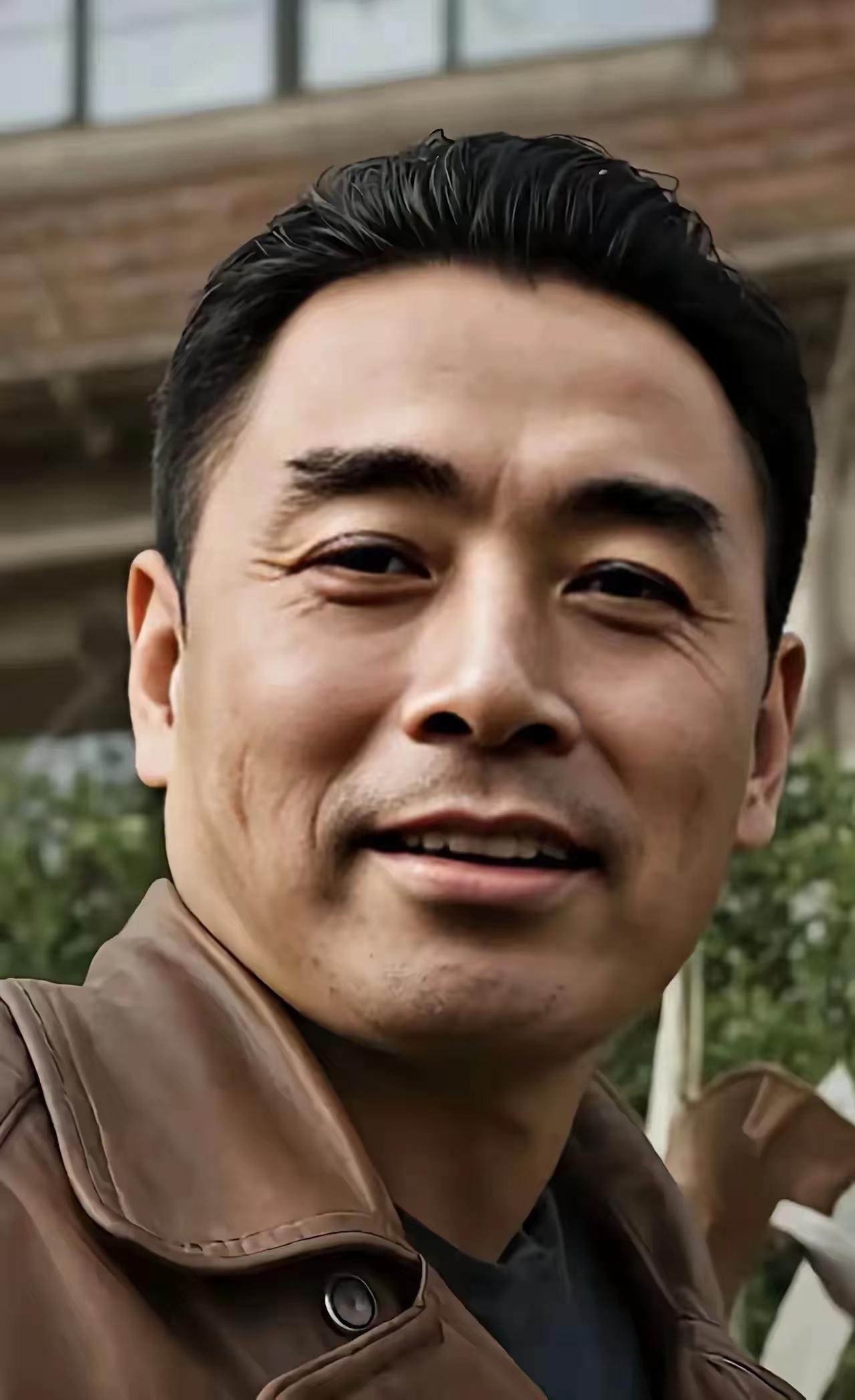 抗战时期的周总理果然是中华人民共和国有史以来最帅气的男人，才华横溢，胆略过人，胸