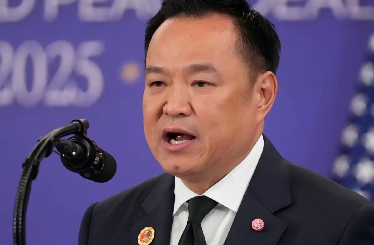 泰国这次是下决心要对洪森狠手，直接拒绝了特朗普和东盟的停火倡议。泰国总理阿努廷更