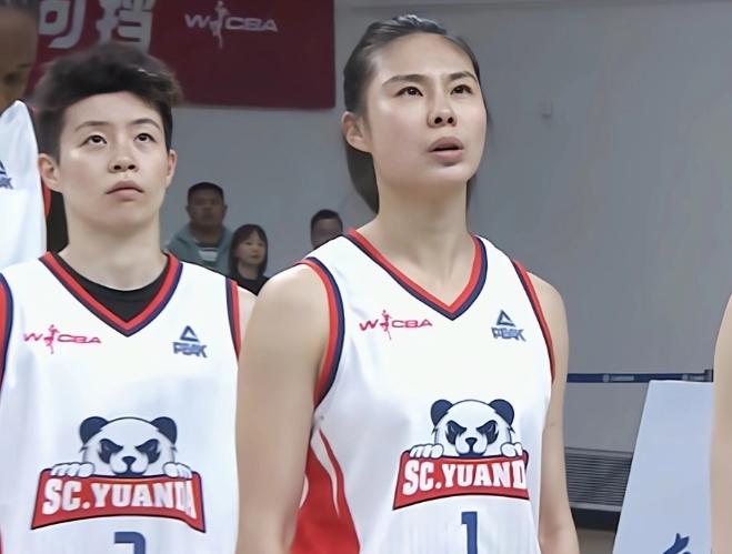 WCBA总冠军预测：四川女篮卫冕在望，黑马山西能否争锋？从目前WCBA格局看