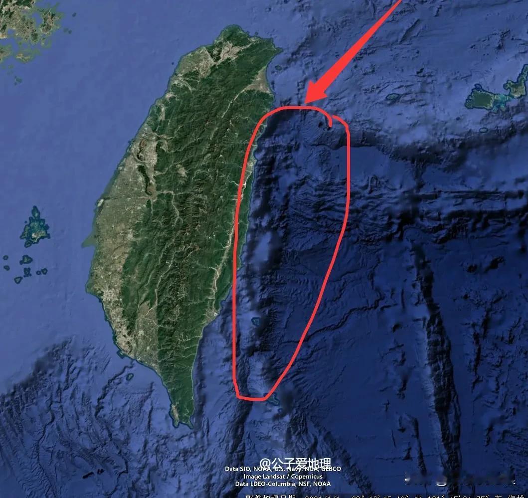 为什么台湾岛东边基本没有岛屿？揭秘台湾东海岸的“孤独”之谜!摊开地图，你会发现