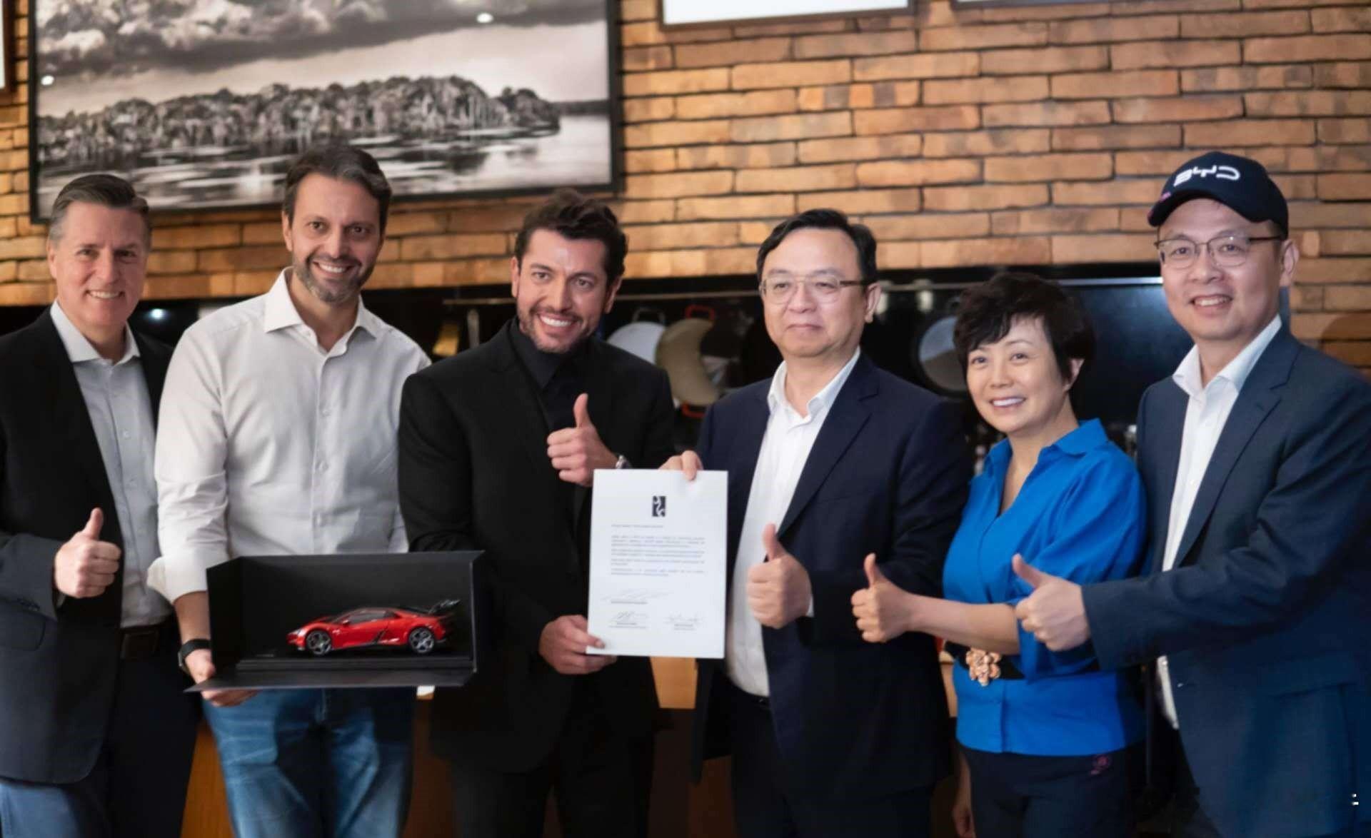 莱奥·桑切斯成为巴西唯一仰望U9Xtreme车主10月12日,比亚迪宣布,巴西