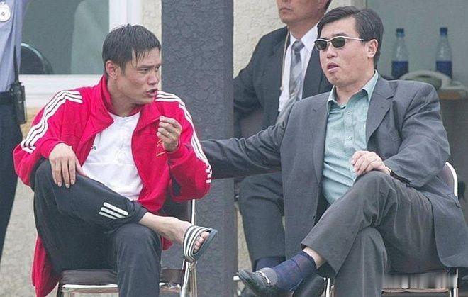 阎世铎：在足球领域履职的四年有余，我结识了不少足球界的同仁，其中许多人都成了我心