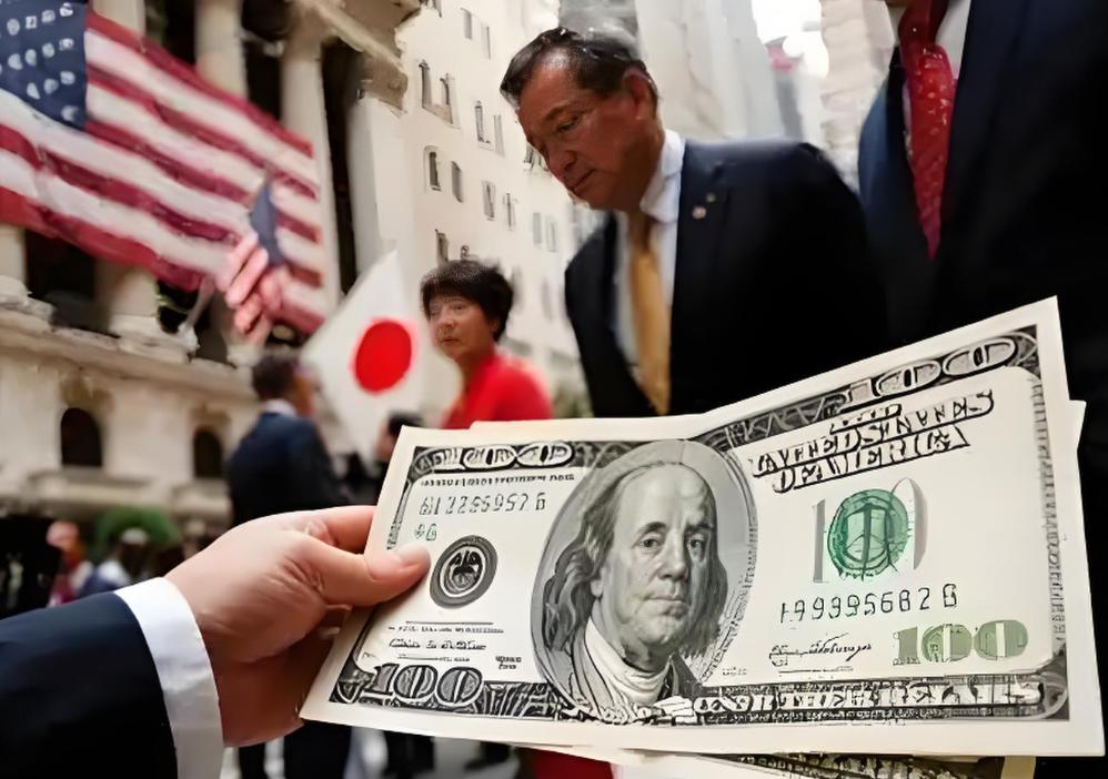 还以为中国抛售美债，只是普通的金融操作？错了！真相是，我们正踩着俄罗斯3000