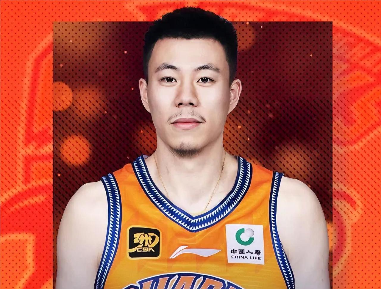 太精彩了！上海80-70力克新疆，这3位球员是赢球最大功臣！1. 王哲林：重回