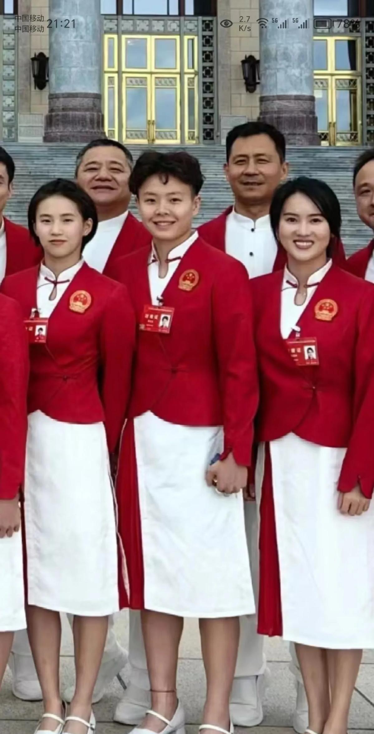 全红婵这次连世锦赛名单都没进！她的奥运搭档直接空了一半看台。脚踝撕了，手腕脆