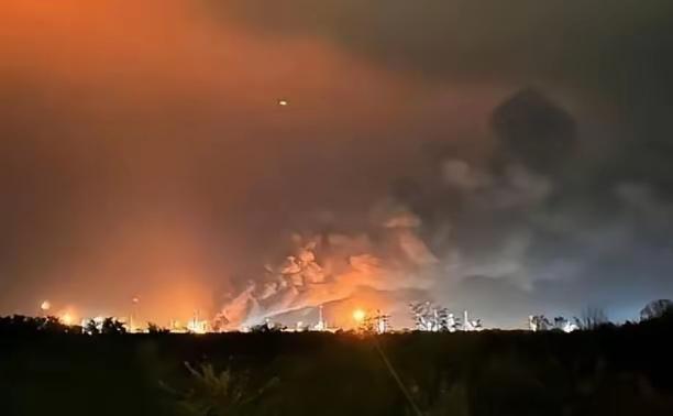 匈牙利，罗马尼亚这次买不了俄罗斯石油了！一夜炸了两个大炼油厂！匈牙利最大炼油厂-