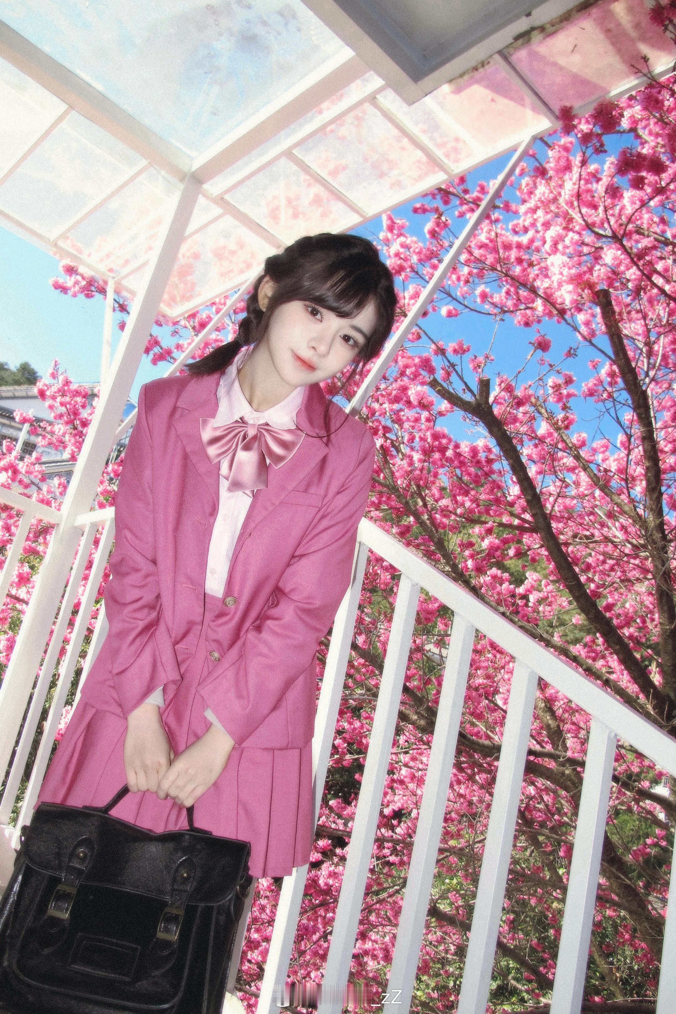 佳佳子_zZZ偷偷更新一套图吧～