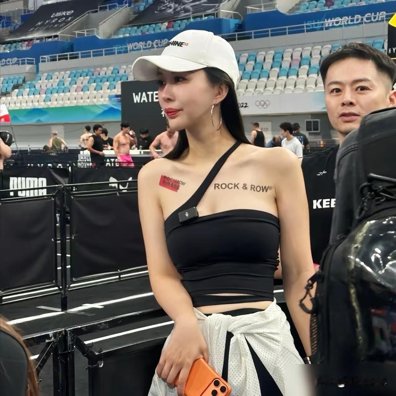 说真的，你有什么资格嘲笑王石？毋庸置疑，王石是一位非常成功的企业家，同时也