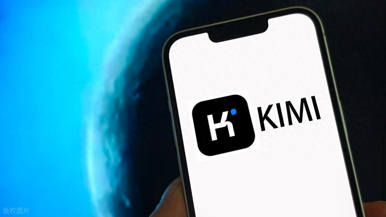 7月17日凌晨，硅谷的天刚亮，中国这边月之暗面就悄悄甩出了重磅新作：KimiK