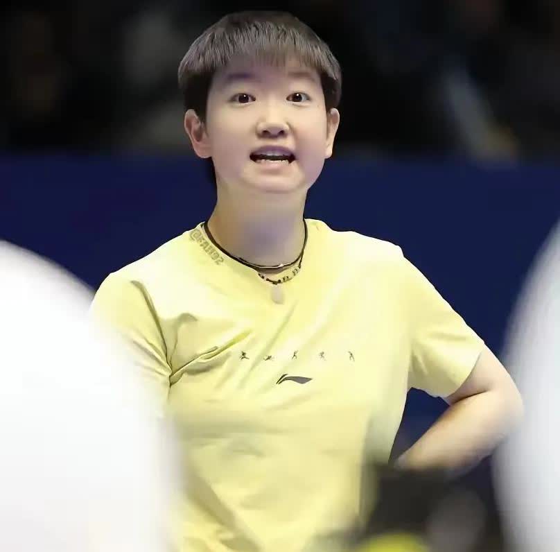 孙颖莎太可爱啦你们说说大头也太不容易了吧八年面对着一个自带江山又可爱
