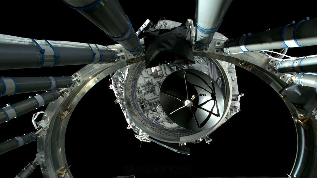 【NASA激活罗曼太空望远镜宽场仪器并检查日冕仪】此前报道称，NASA的南希·格