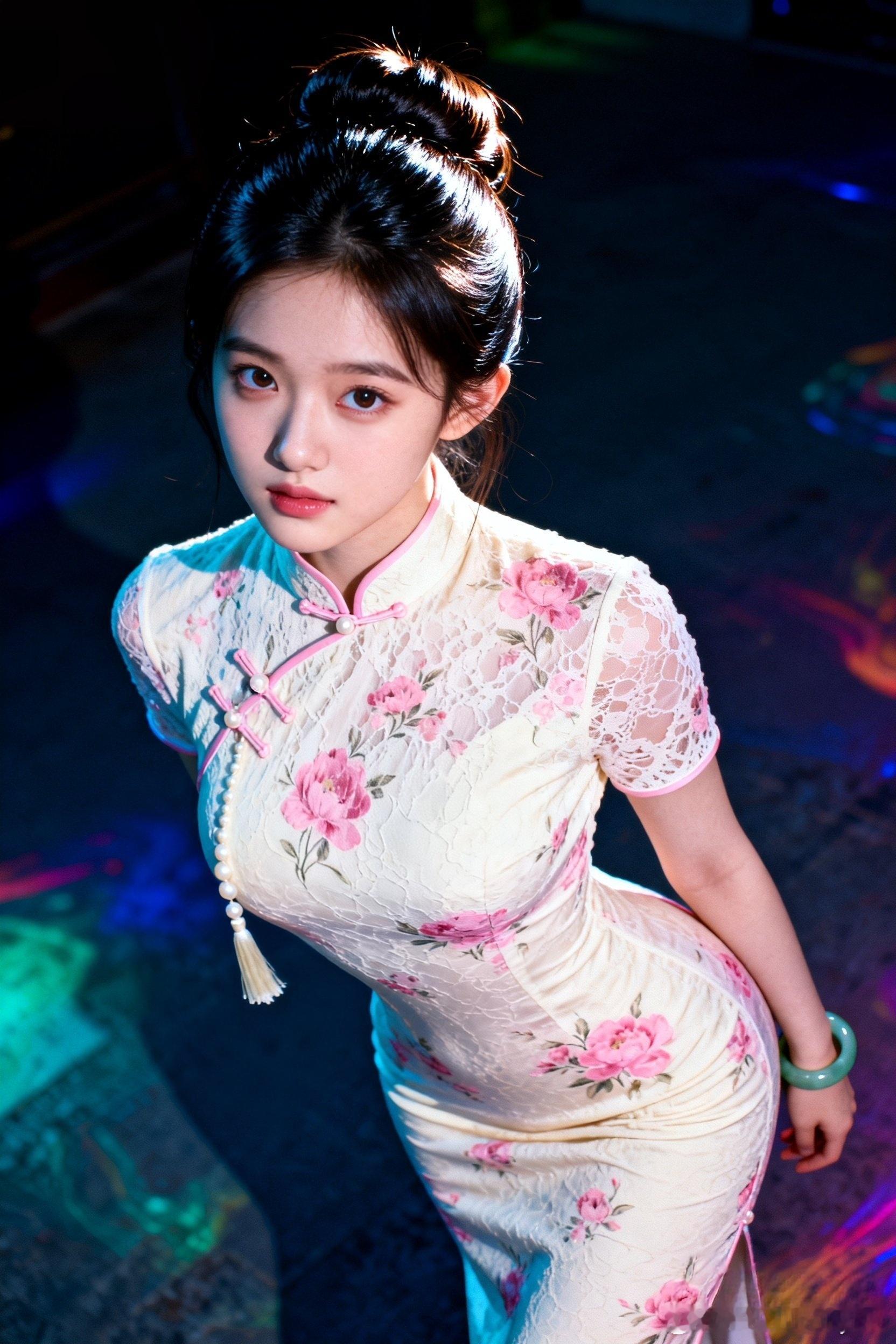 我好像发现了穿旗袍拍照的诀窍！其实就是身材一定要有型！聂小仙行摄漫记