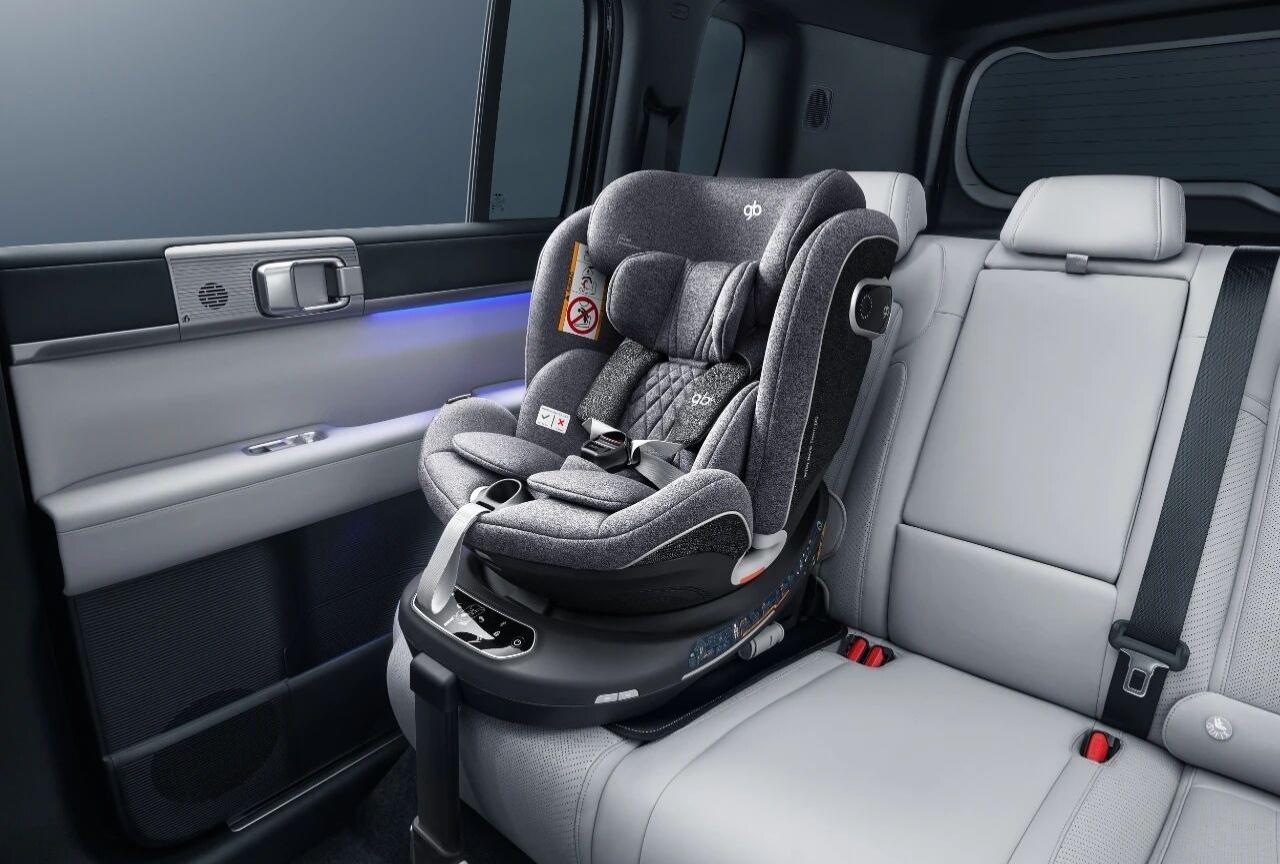 为什么方程豹不硬刚越野了？生“钛”如“7”而至比亚迪方程豹钛7这个体量的增程SU