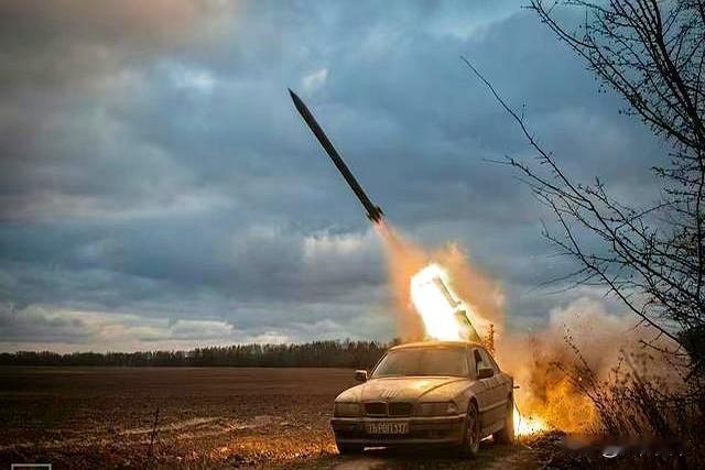 俄罗斯也没料到，红军城巷战有美国人：俄军突击队打红眼了全都打死，俄乌冲突新变局