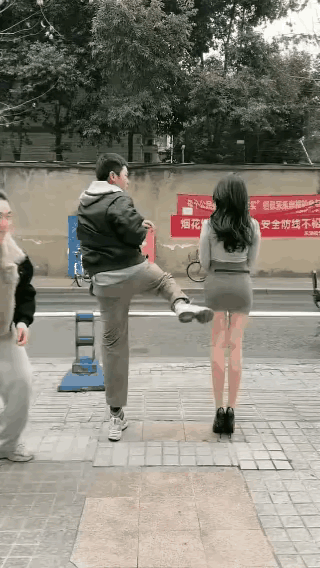 就问你是怎么哄好的这是为什么呢？怎么可以这样那就这样呀就爱说那咋了就怎么