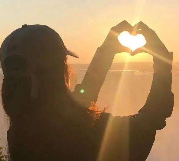 我同居过11位女性，发现女性35岁后找伴侣，无非就3个动因胖虎科普菌胖虎科普