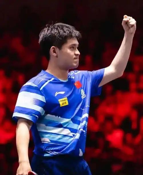 刚刚结束了一场WTT马斯喀特常规挑战赛男单1/16决赛，男单1号种子、世界排名第