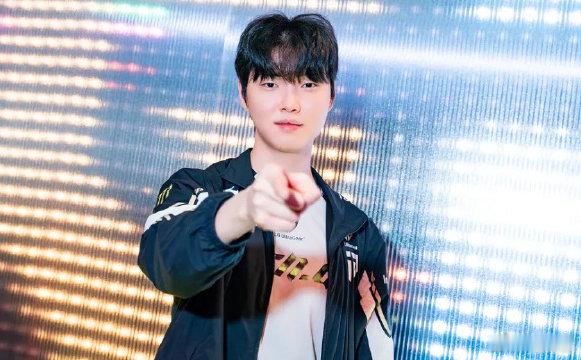 三星世界赛年年这样不仅仅是chovy的问题，是这队伍其他人关键局也发挥不出来正