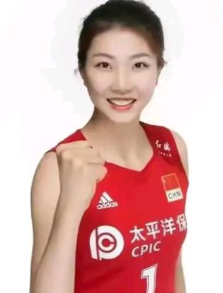 袁心玥最新择偶标准倾向圈外人1.身高必须要高本身身高2米01直言对方不能