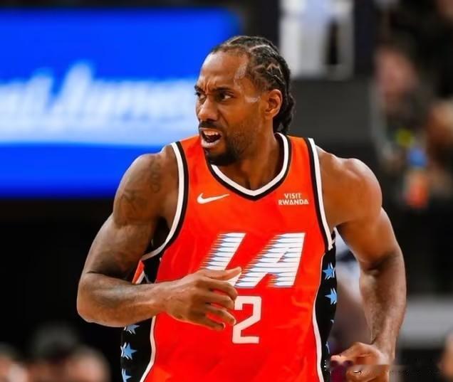 曝多队交易截止日前曾报价伦纳德，火箭休赛期可以得到他据名记Stein报道，就