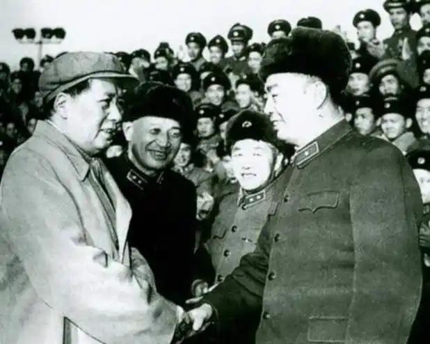 开国少将军陈云开与毛泽东早已相识，而在他的革命生涯中，最刻骨铭心的记忆，当属抗美