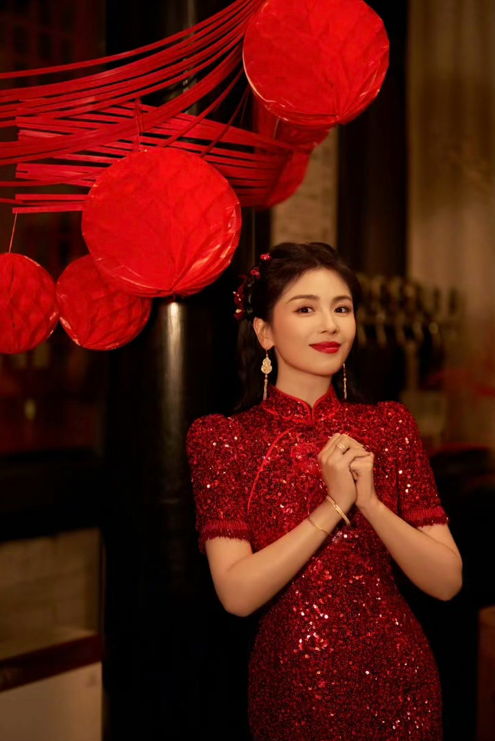 刘涛说大肠包榴莲香极了百厨大战厨师们瑟瑟发抖中，涛姐的评判标准已经不是地球人能